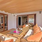 Violetas With 2 Communal Pools *