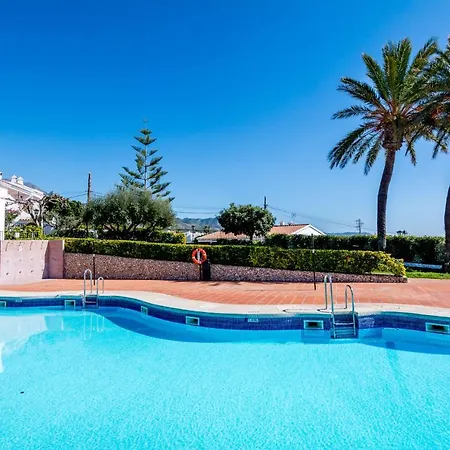 Violetas, Villa Nerja