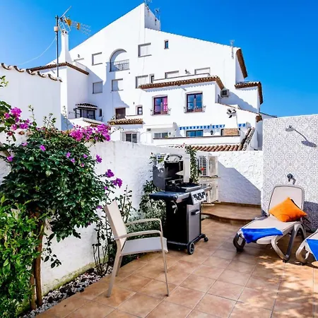 Semesterbostad Villa Las Violetas With 2 Communal Pools *