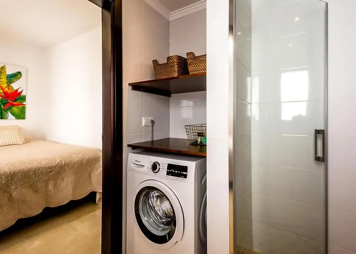 Villa Las Violetas With 2 Communal Pools Casa de Férias *