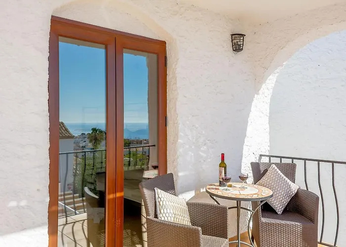 Villa Las Violetas With 2 Communal Pools * Nerja